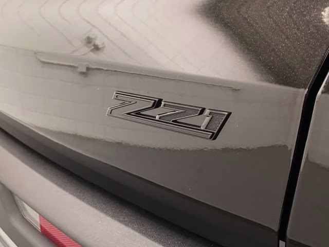 2025 Mosaic Black Metallic Chevrolet Traverse Z71 AWD SUV