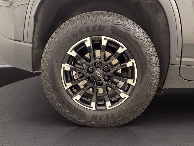 2025 Mosaic Black Metallic Chevrolet Traverse Z71 AWD SUV