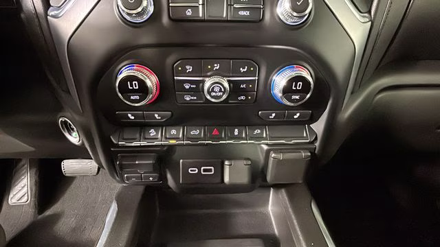 2021 Onyx Black GMC Sierra 1500 Elevation 4X4 Truck
