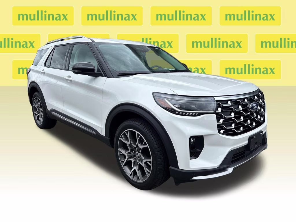 2025 White Metallic Ford Explorer Platinum 4X4 SUV