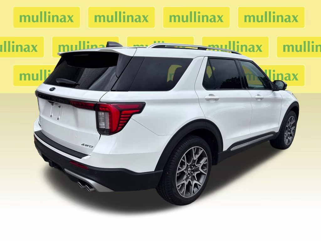 2025 White Metallic Ford Explorer Platinum 4X4 SUV