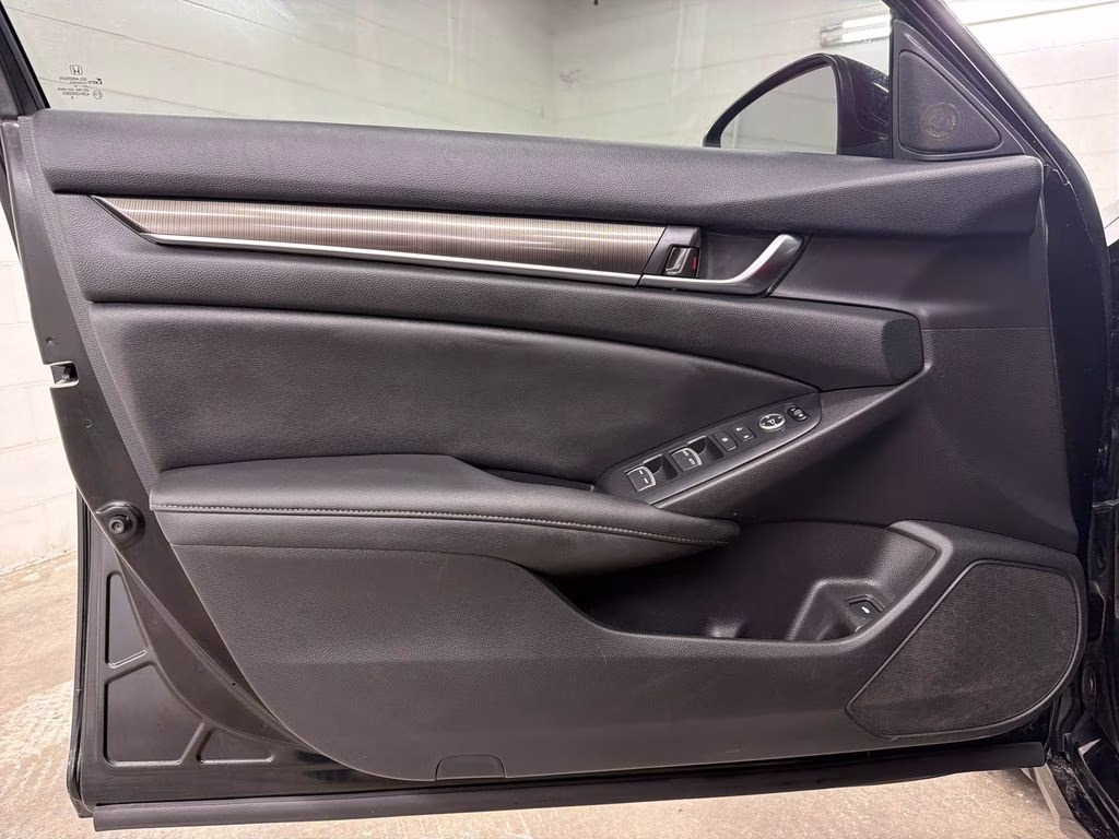2019 Crystal Black Pearl Honda Accord Sport FWD Sedan