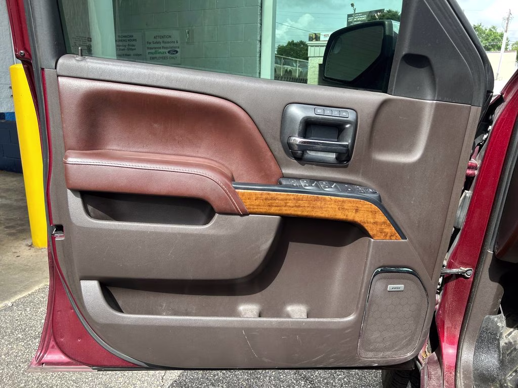 2016 Siren Red Tintcoat Chevrolet Silverado 1500 High Country 4X4 Truck