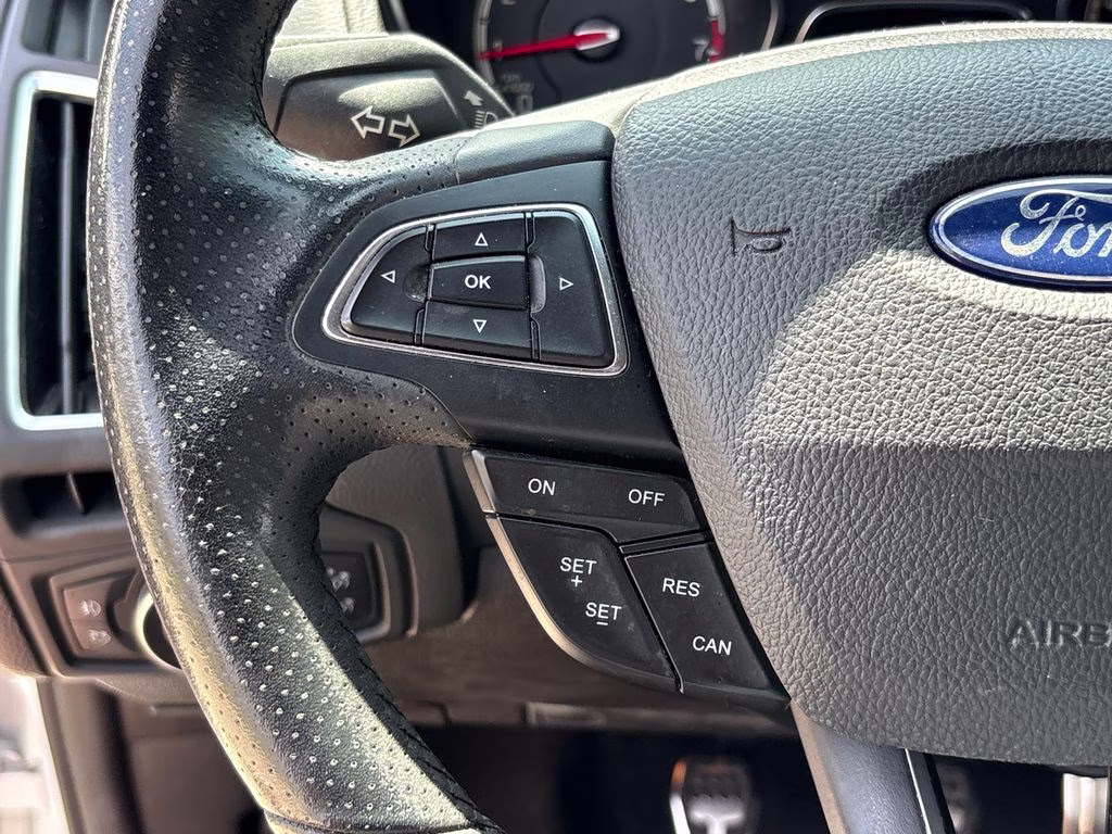 2017 Oxford White Ford Focus ST FWD Hatchback