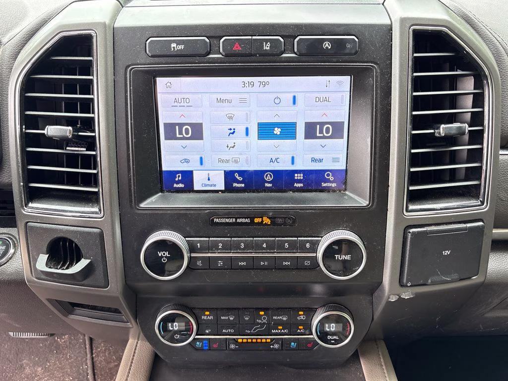 2020 Magnetic Ford Expedition XLT RWD SUV