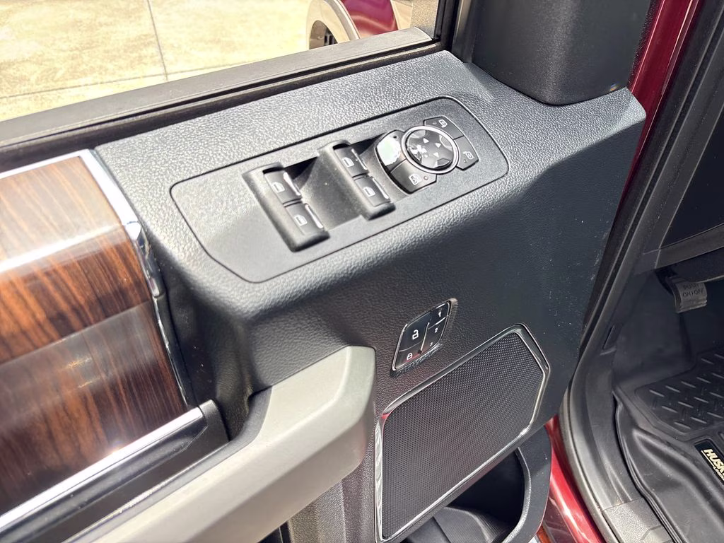 2015 Bronze Fire Metallic Ford F-150 Lariat 4X4 Truck