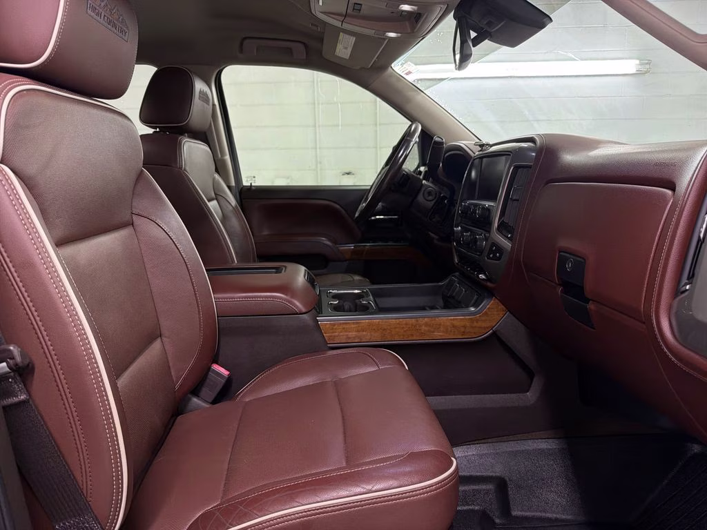 2016 Siren Red Tintcoat Chevrolet Silverado 1500 High Country 4X4 Truck