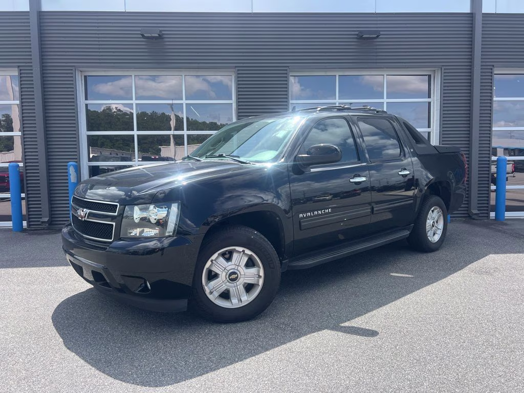 2012 Black Chevrolet Avalanche 1500 LT RWD Truck