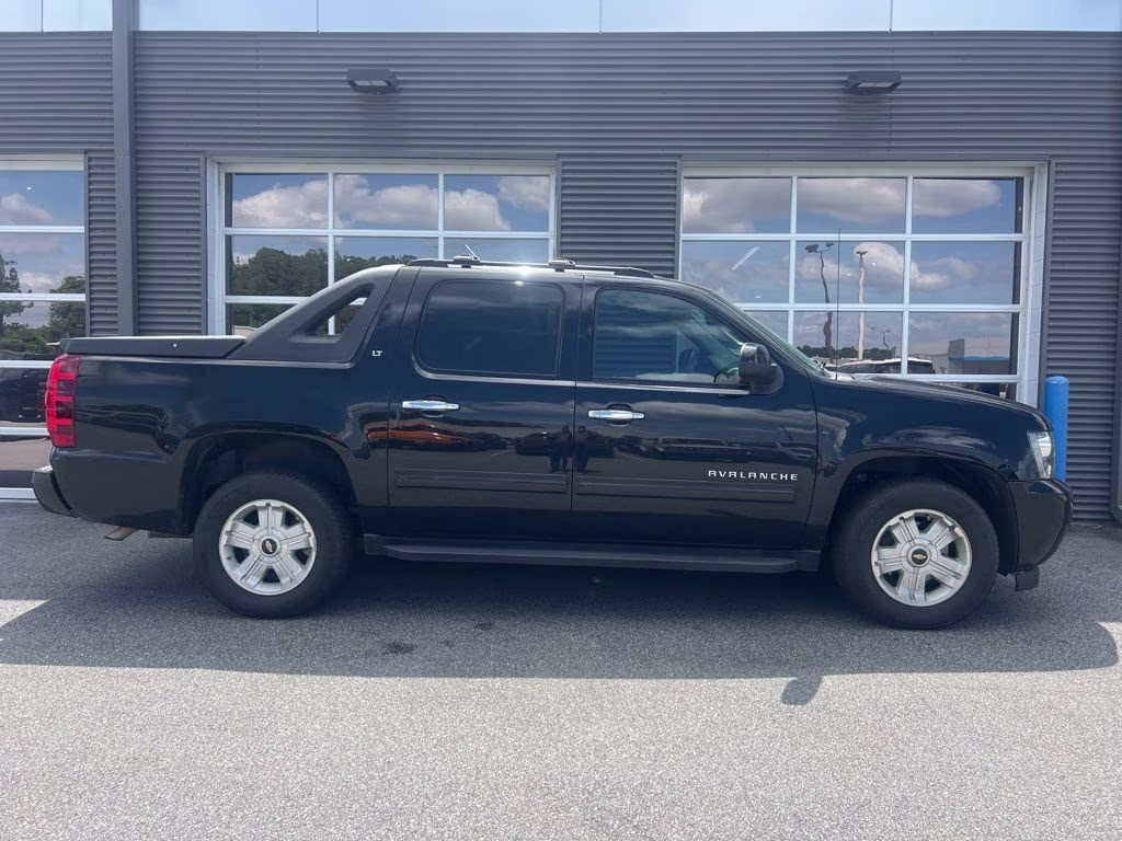 2012 Black Chevrolet Avalanche 1500 LT RWD Truck