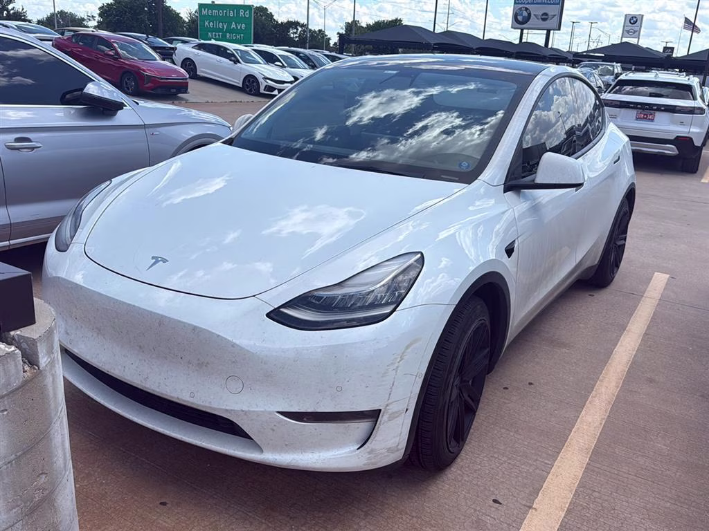 2021 Pearl White Multi-Coat Tesla Model Y Long Range AWD SUV