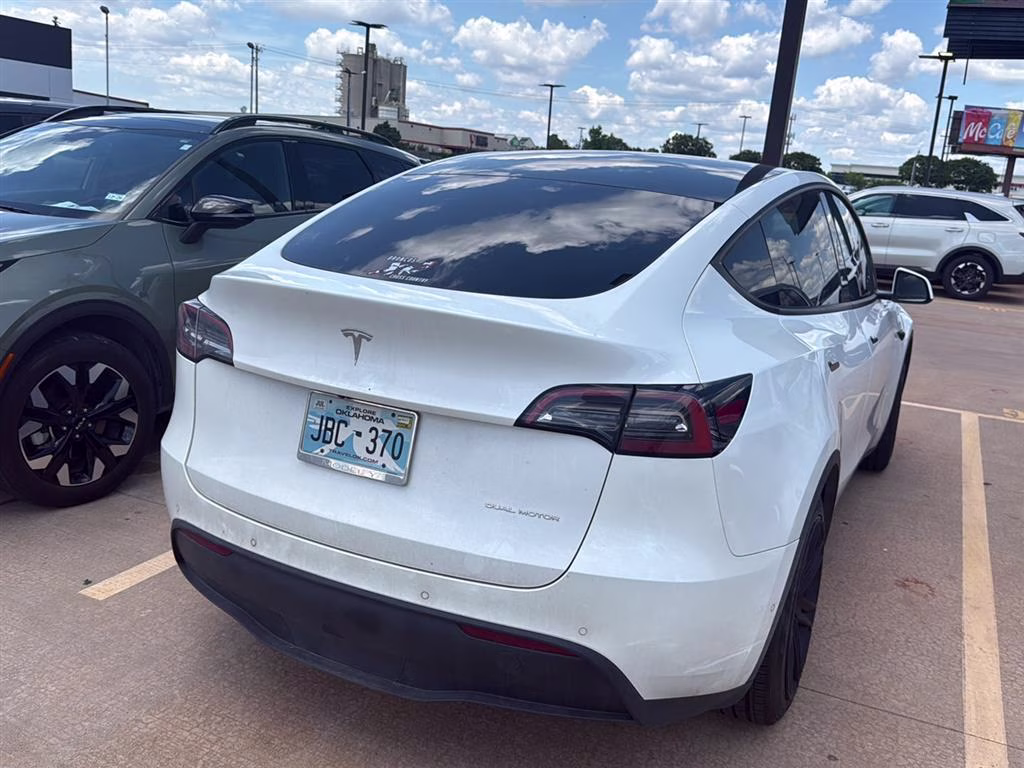 2021 Pearl White Multi-Coat Tesla Model Y Long Range AWD SUV