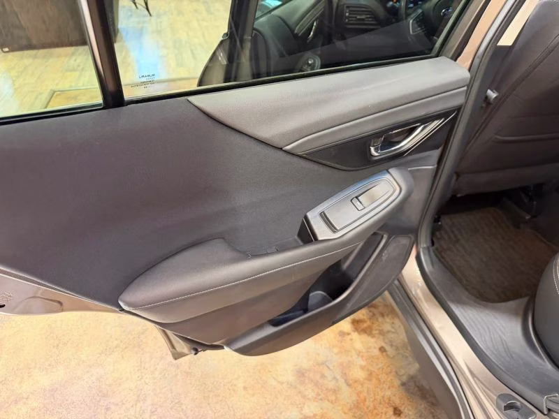 2024 Brilliant Bronze Metallic Subaru Outback Premium Wagon 4D AWD SUV