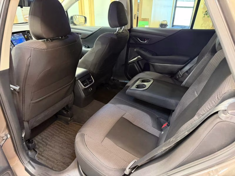 2024 Brilliant Bronze Metallic Subaru Outback Premium Wagon 4D AWD SUV