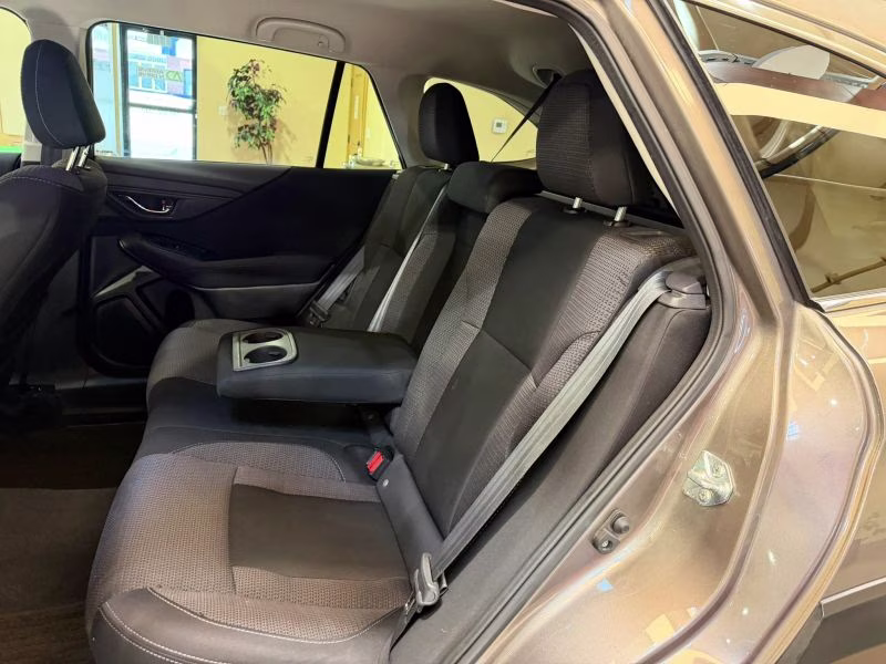 2024 Brilliant Bronze Metallic Subaru Outback Premium Wagon 4D AWD SUV