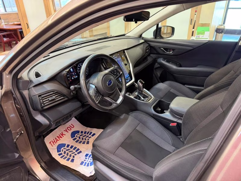 2024 Brilliant Bronze Metallic Subaru Outback Premium Wagon 4D AWD SUV