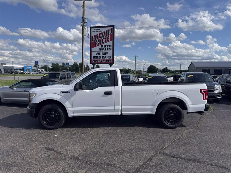 2016 Oxford White Ford F-150 XL RWD Truck