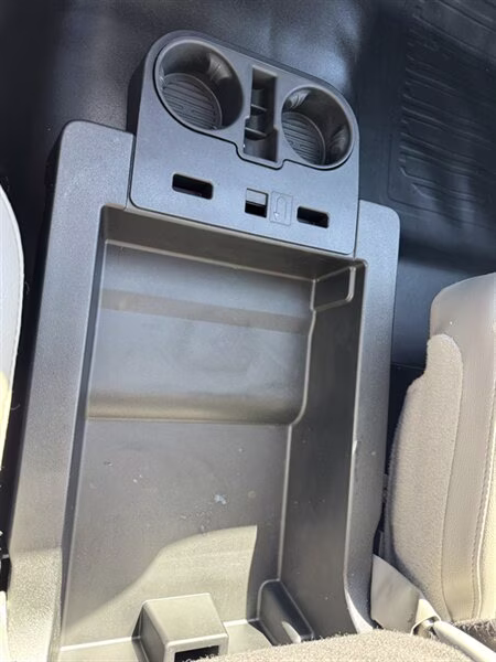 2016 Oxford White Ford F-150 XL RWD Truck