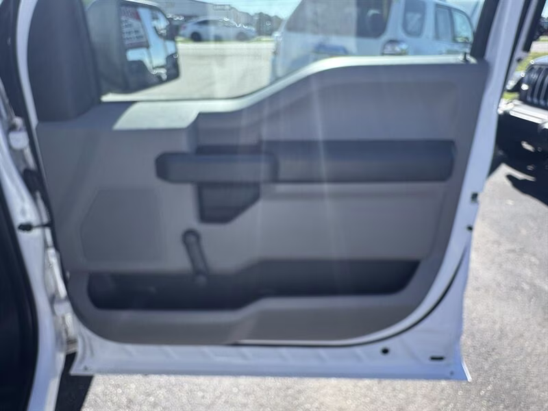 2016 Oxford White Ford F-150 XL RWD Truck