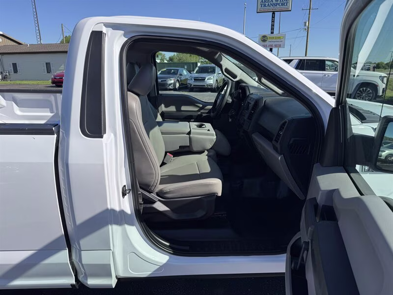 2016 Oxford White Ford F-150 XL RWD Truck