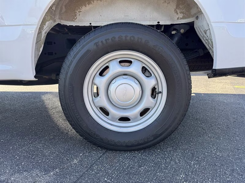 2016 Oxford White Ford F-150 XL RWD Truck