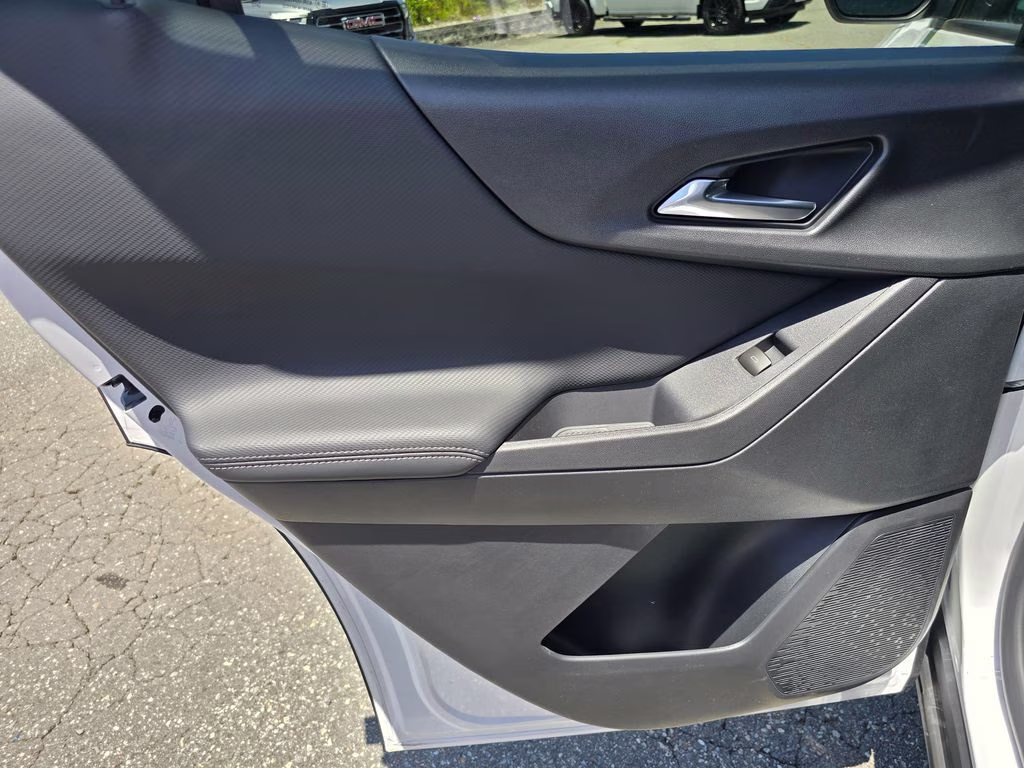 2026 Summit White Chevrolet Equinox LT AWD SUV