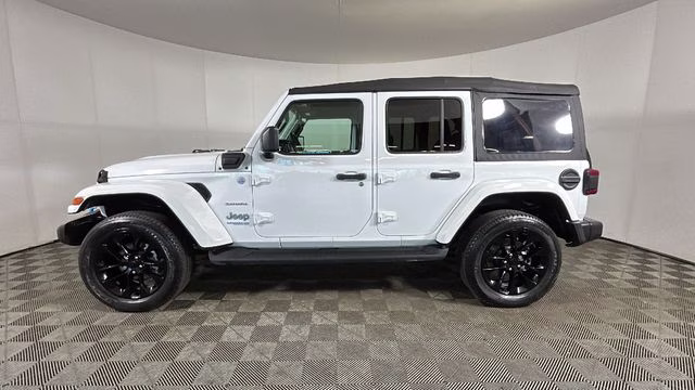 2022 Bright White Clearcoat Jeep Wrangler Unlimited Sahara 4xe 4X4 SUV