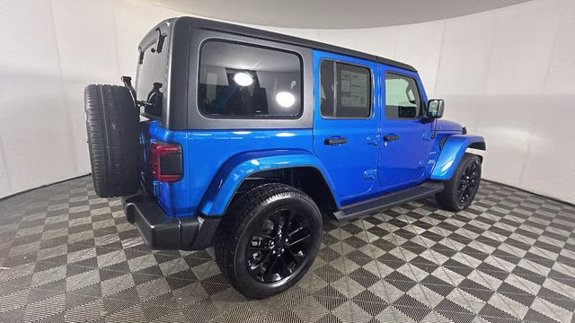 2023 Hydro Blue Pearl Coat Jeep Wrangler Sahara 4xe 4X4 SUV