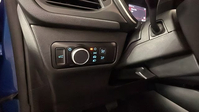2022 Blue Metallic Ford Escape SE FWD SUV