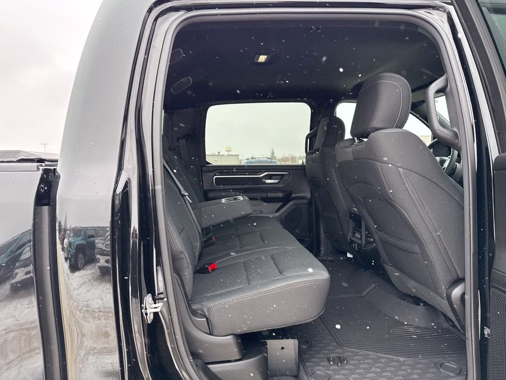 2026 Diamond Black Crystal Pearlcoat Ram 1500 Big Horn 4X4 Truck