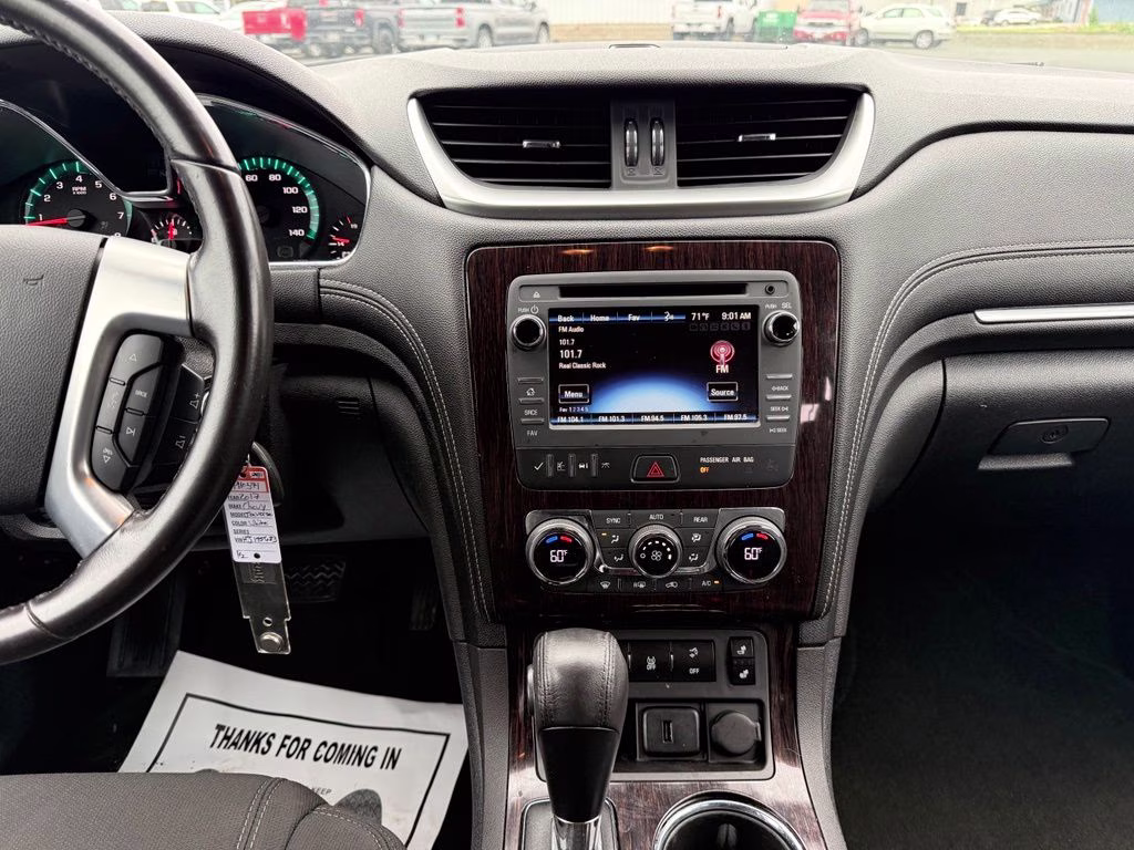 2017 Summit White Chevrolet Traverse 2LT AWD SUV