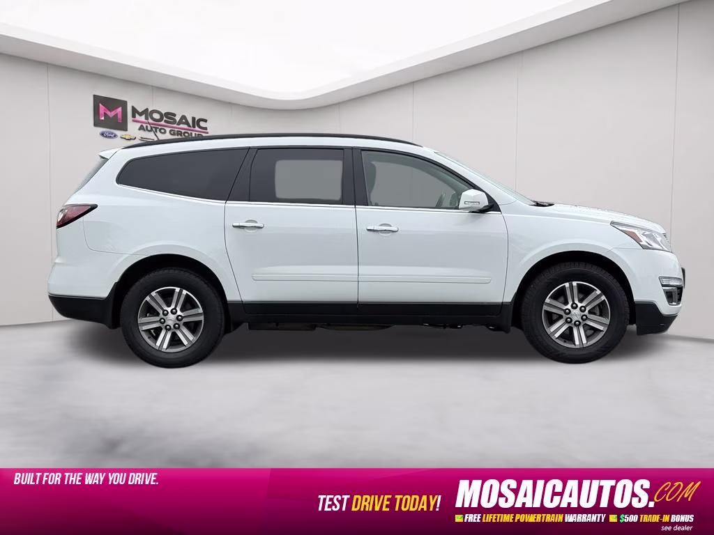 2017 Summit White Chevrolet Traverse 2LT AWD SUV