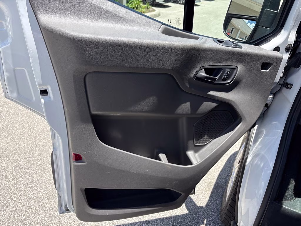 2024 Oxford White Ford Transit-350 XLT RWD Crossover