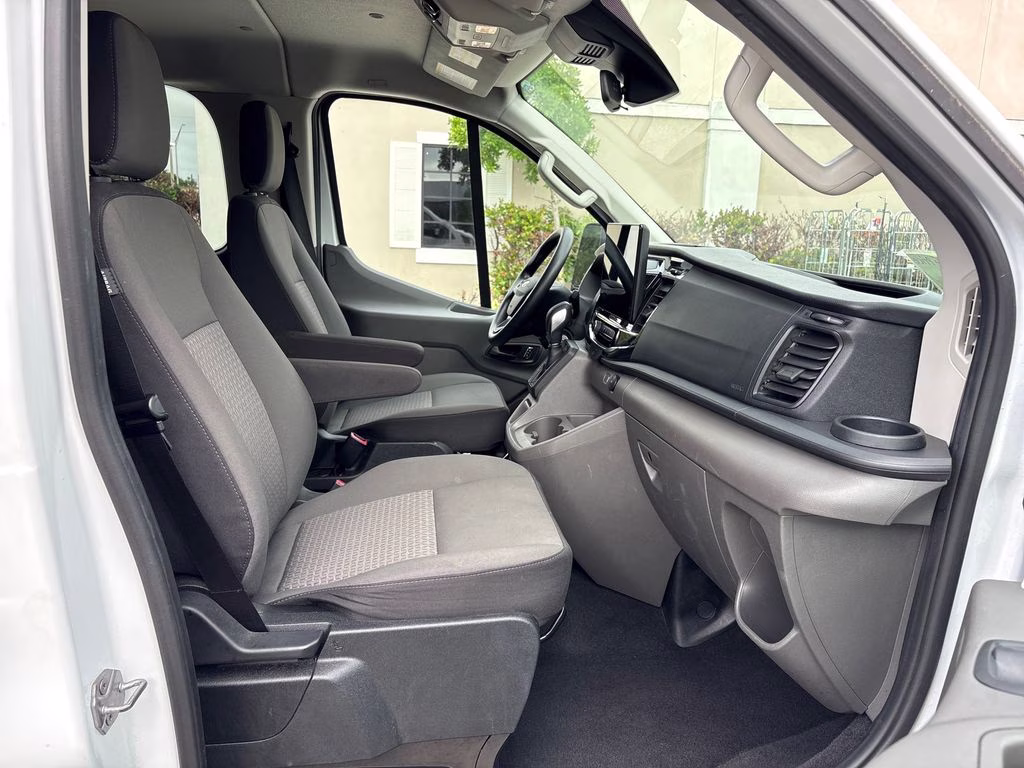2024 Oxford White Ford Transit-350 XLT RWD Crossover