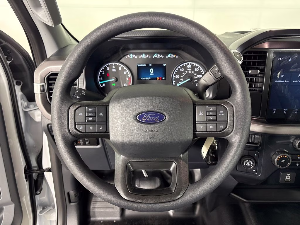 2026 Oxford White Ford F-150 XL 4X4 Truck