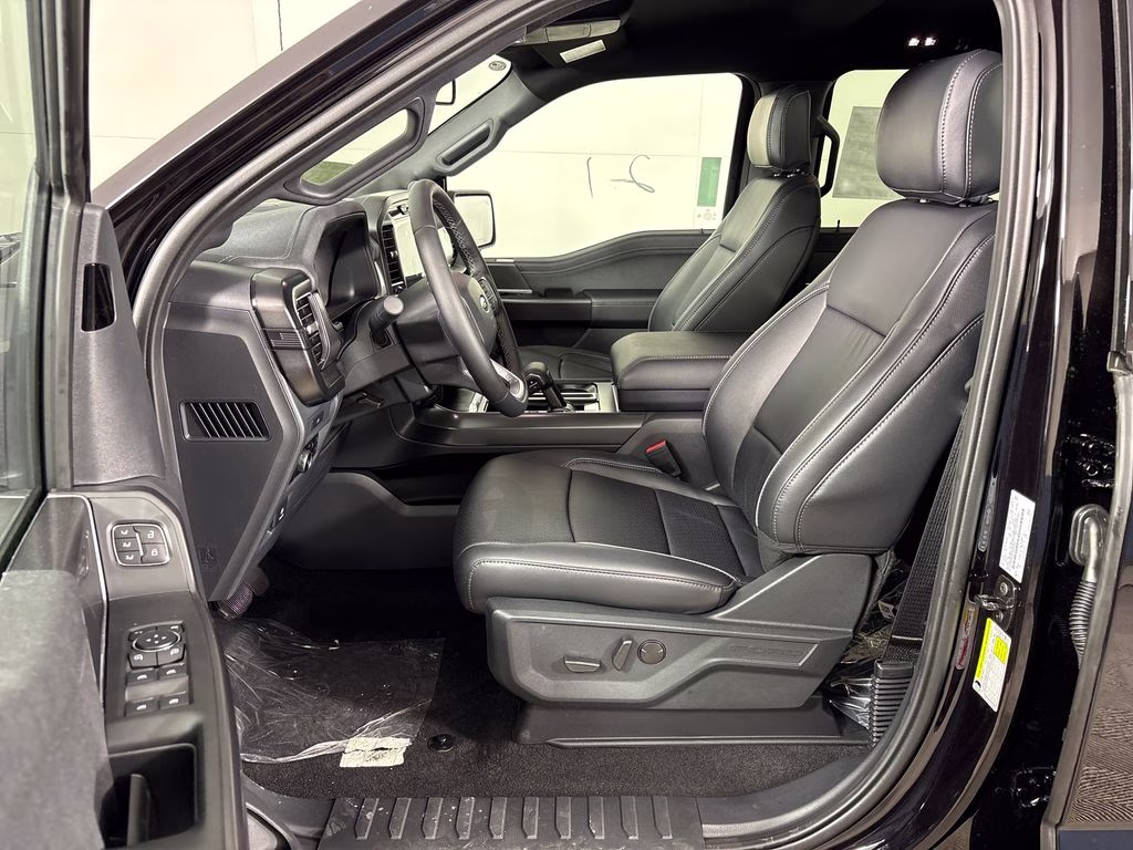 2026 Agate Black Metallic Ford F-150 Lariat RWD Truck