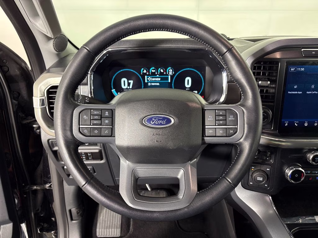 2023 Agate Black Metallic Ford F-150 Lariat 4X4 Truck