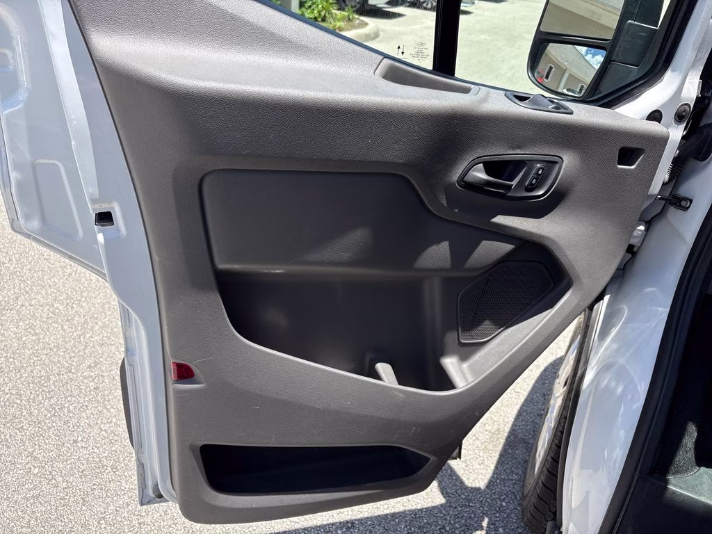 2024 Oxford White Ford Transit-350 XLT RWD Crossover