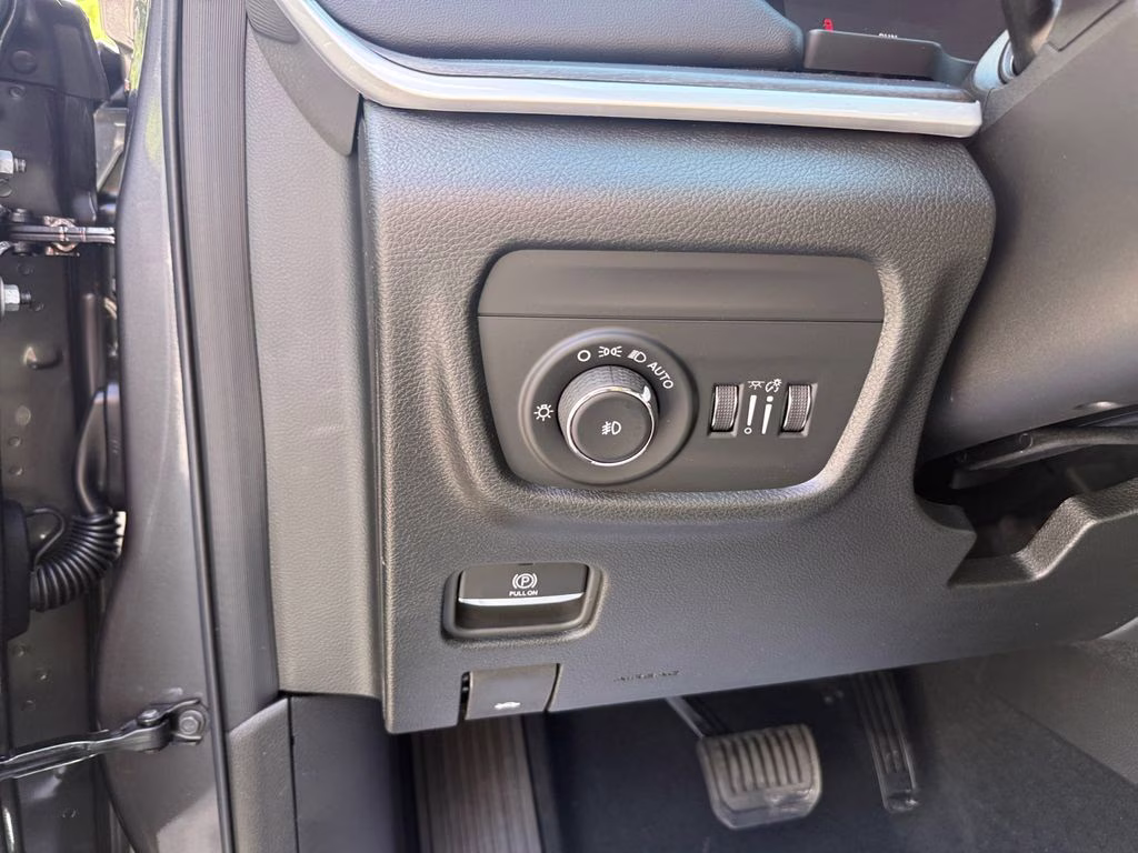 2026 Baltic Gray Metallic Clearcoat Jeep Grand Cherokee Limited RWD SUV