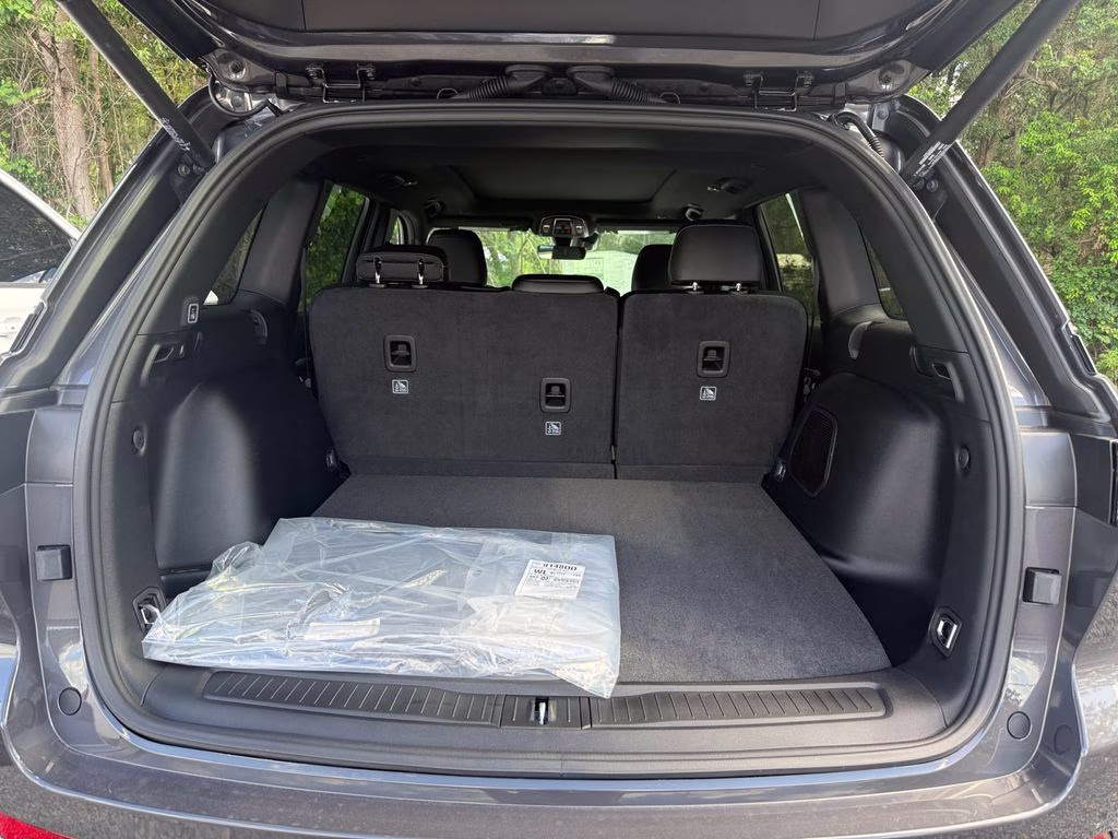 2026 Baltic Gray Metallic Clearcoat Jeep Grand Cherokee Limited RWD SUV