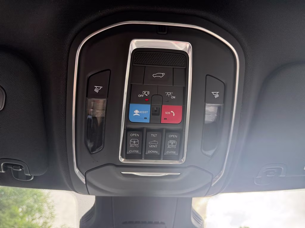 2026 Bright White Clearcoat Jeep Cherokee Limited 4X4 SUV