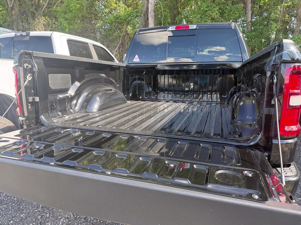 2026 Diamond Black Crystal Pearlcoat Ram 1500 Big Horn/Lone Star RWD Truck