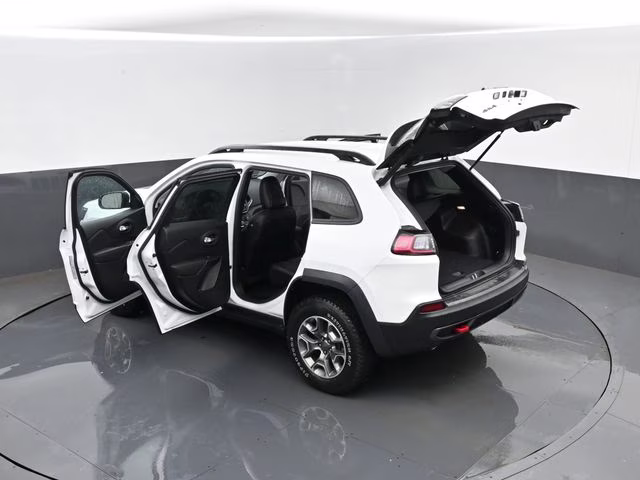 2022 Bright White Clearcoat Jeep Cherokee Trailhawk 4X4 SUV