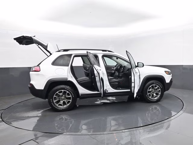2022 Bright White Clearcoat Jeep Cherokee Trailhawk 4X4 SUV