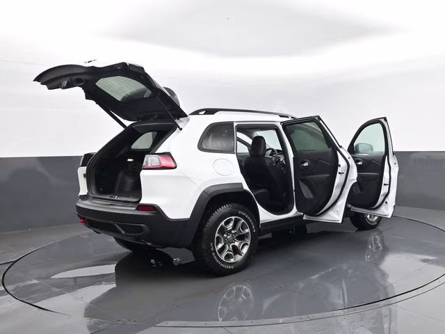2022 Bright White Clearcoat Jeep Cherokee Trailhawk 4X4 SUV