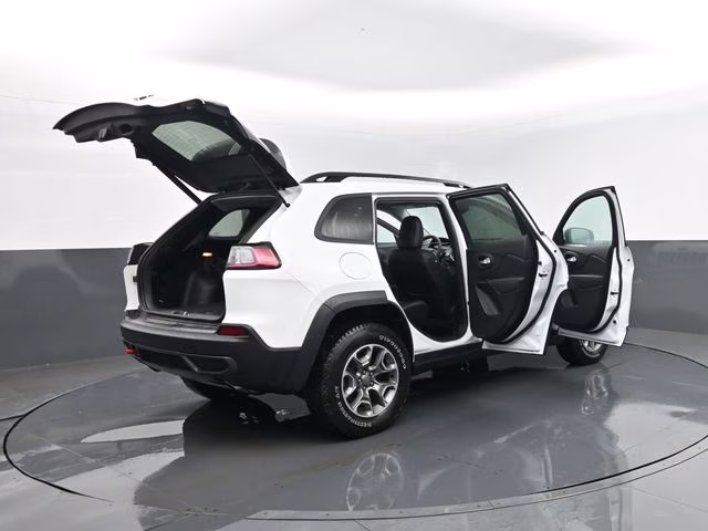 2022 Bright White Clearcoat Jeep Cherokee Trailhawk 4X4 SUV