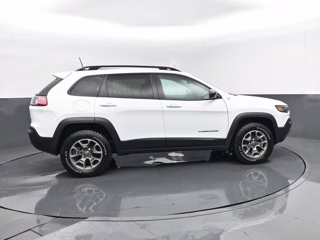 2022 Bright White Clearcoat Jeep Cherokee Trailhawk 4X4 SUV