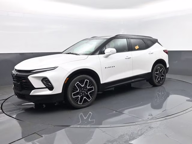 2023 Iridescent Pearl Tricoat Chevrolet Blazer RS AWD SUV