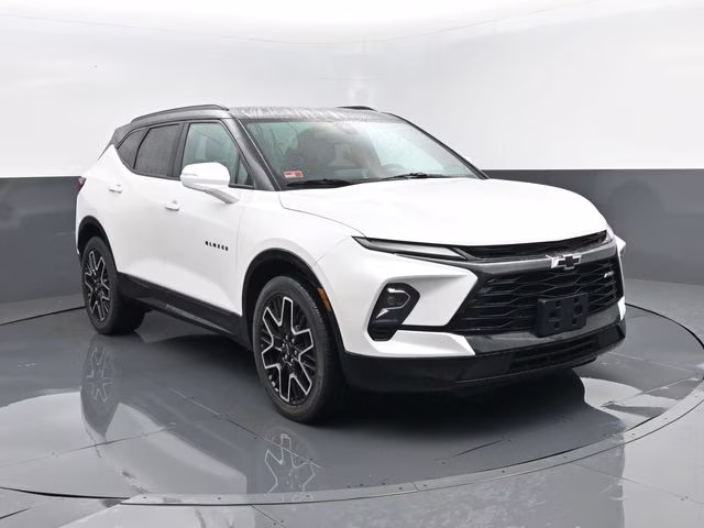 2023 Iridescent Pearl Tricoat Chevrolet Blazer RS AWD SUV