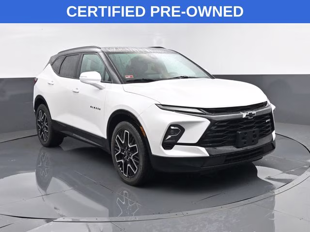 2023 Iridescent Pearl Tricoat Chevrolet Blazer RS AWD SUV