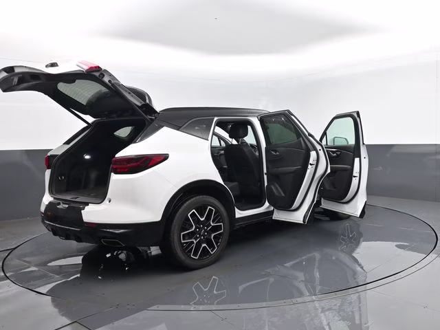 2023 Iridescent Pearl Tricoat Chevrolet Blazer RS AWD SUV